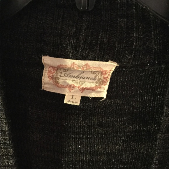 Cardigan - Picture 3 of 4